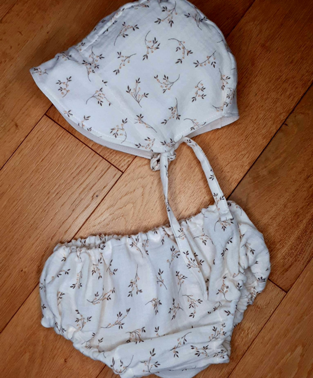 Ensemble béguin réversible et bloomer (coton bio) 6-12 mois