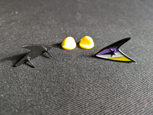 Starfleet Insignia Non-Binary Pride Flag Soft Enamel Pin Badge