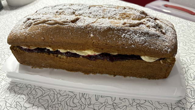 Gluten &amp; Dairy Free Loaf Tin Cakes (10-12)Slices 