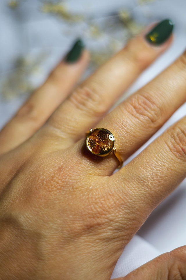 Coloris butternut - Bague Pivoine