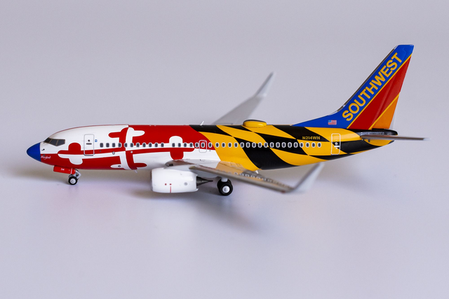 1/400 Boeing 737-700 Southwest N214WN