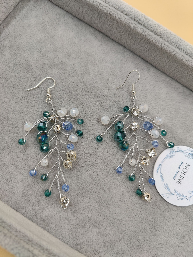 boucles d'oreilles pendantes strass rond bleu, vert et argent