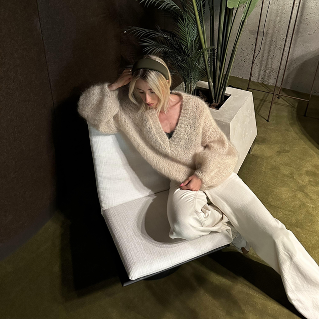 Pull V Sweater Biscotto