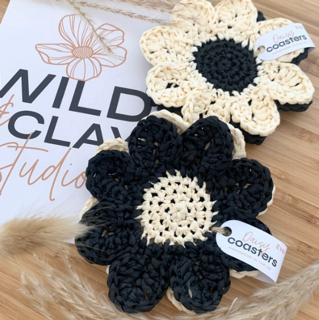 Wild &amp; Clay Daisy Coasters