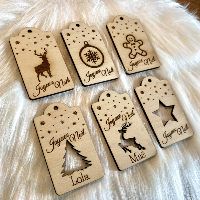 Lot de 6 Étiquettes de Noël en bois gravé personnalisées – Motifs festifs et prénom