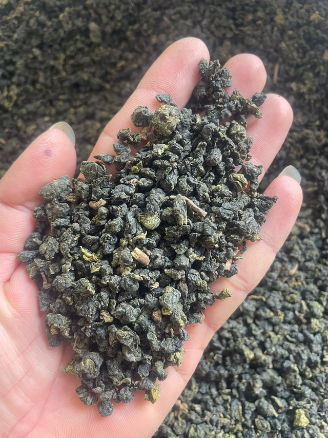 Vietnamese Oolong Tea 