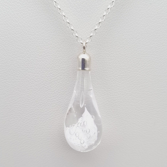 Pendentif Goutte blanche 1