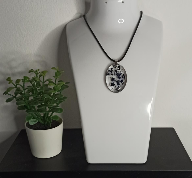 Pendentif éclat noir et argent CO016