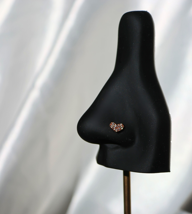Piercing de nez Lovely rose gold