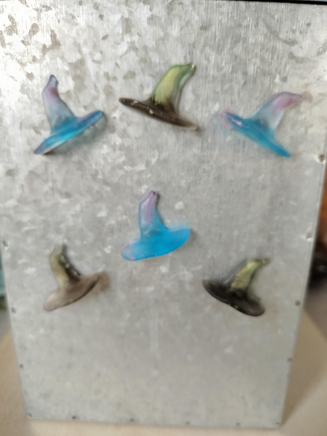 Magnets chapeau de sorcière 