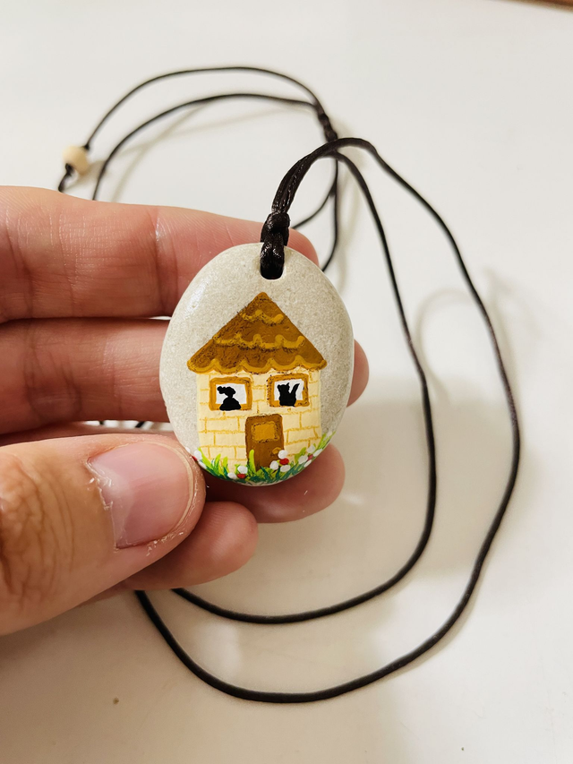 Colar Ilustrado Casa