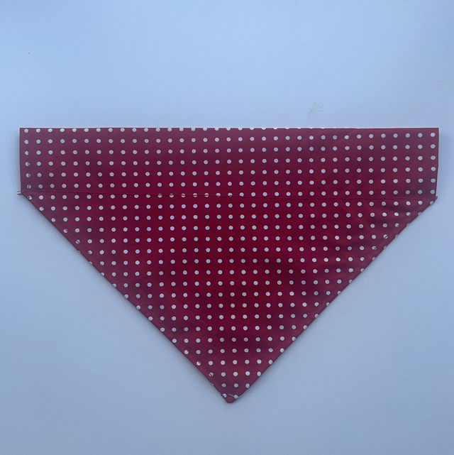 Dog bandanna red and white dots 