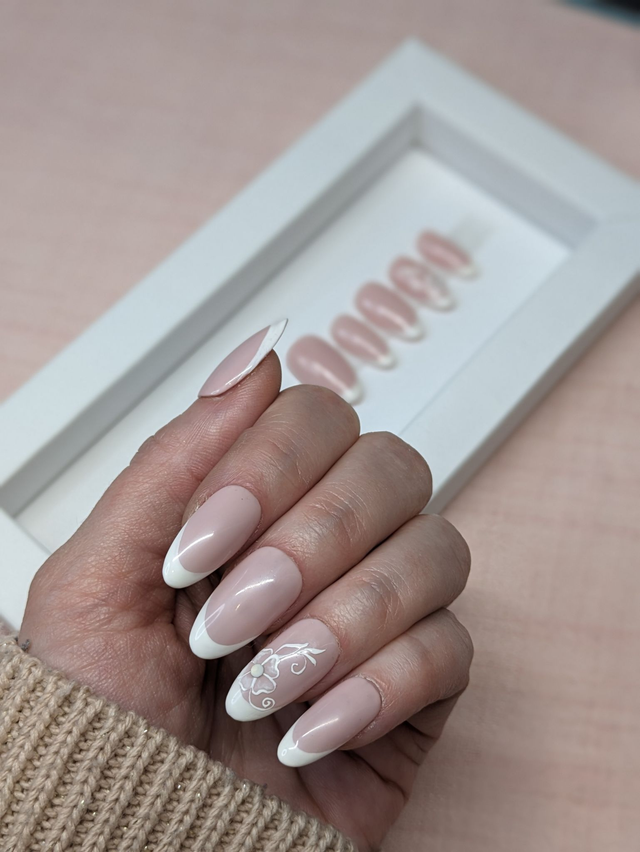 Kit Press on nails uni sur mesure