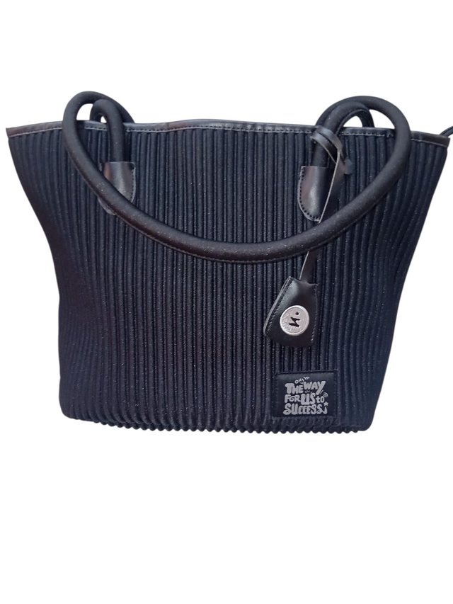 Be Smart shopper in neoprene nero