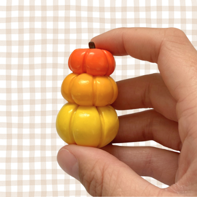 Pumpkin Stack Figure