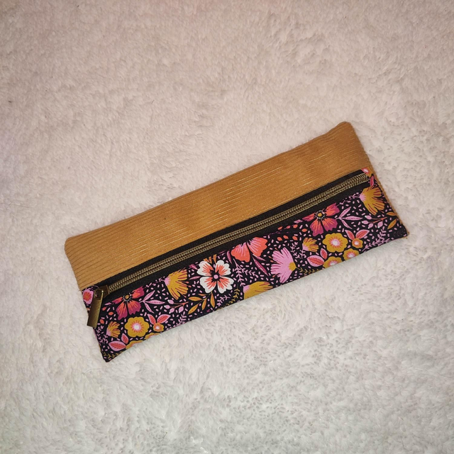 Trousse plate moutarde