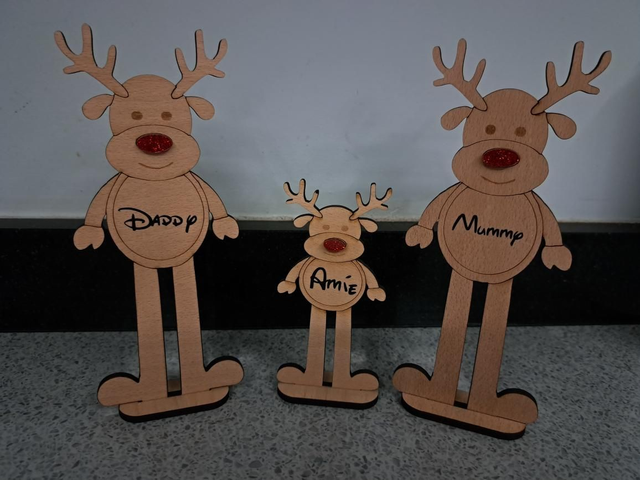 Large Veneer Reindeer - personalised 