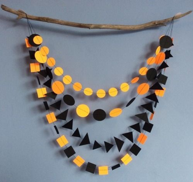 Halloween multi-strand wall hanging garlands