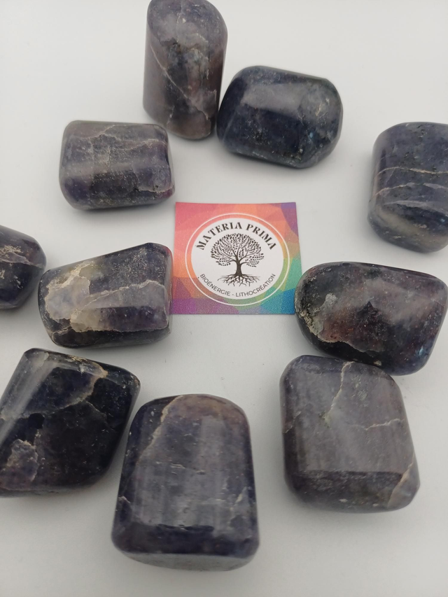 Iolite (pierre roulée)