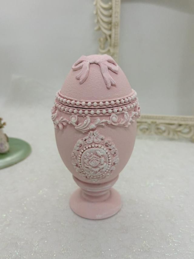 Pretty in pink Goose jewellery box 