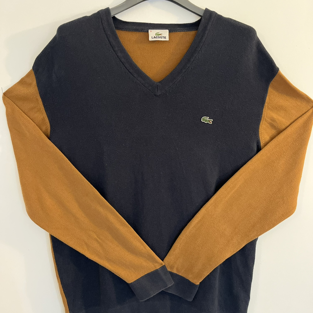 Pull Lacoste bleu marine et camel – Taille 6 (XL)