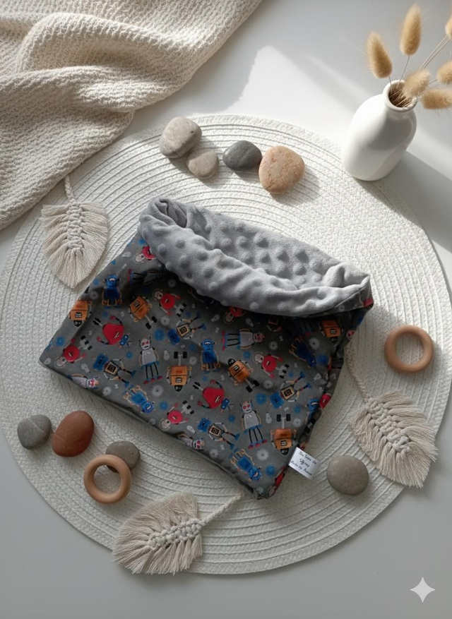 Tour de cou, enfant.