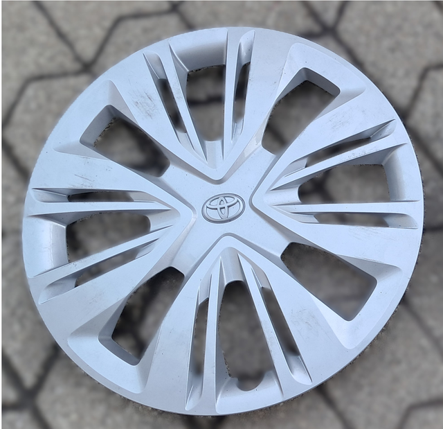 Enjoliveur Toyota Yago X/Yaris/Corolla 17&quot; occasion 