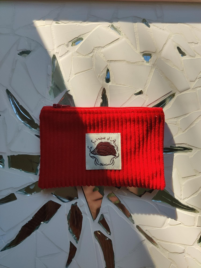 Petite pochette / porte monnaie fraise
