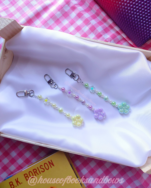 Flower keychains