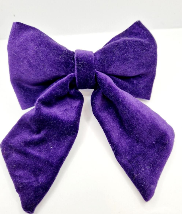 Handmade velvet sailor bows