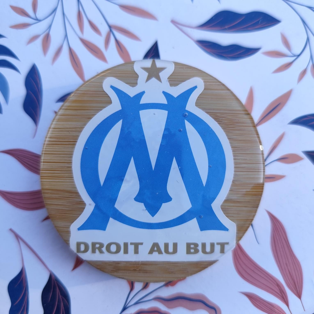 Décapsuleur magnétique club de foot O.M