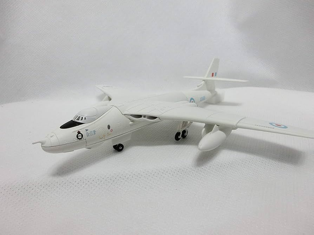 1/144 Vickers Valiant, Royal Air Force