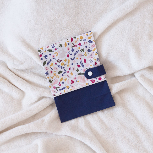 Protège Carnet de Santé Bleu marine / Forêt enchantée