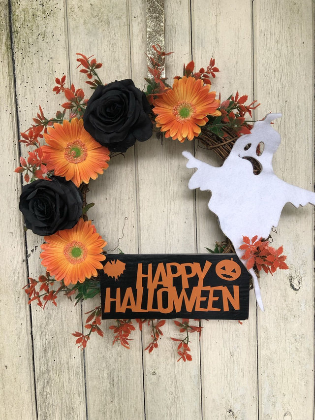 Ghost Halloween wreath