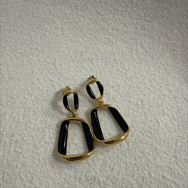 BOUCLES D’OREILLES DESLUMBRANTE 