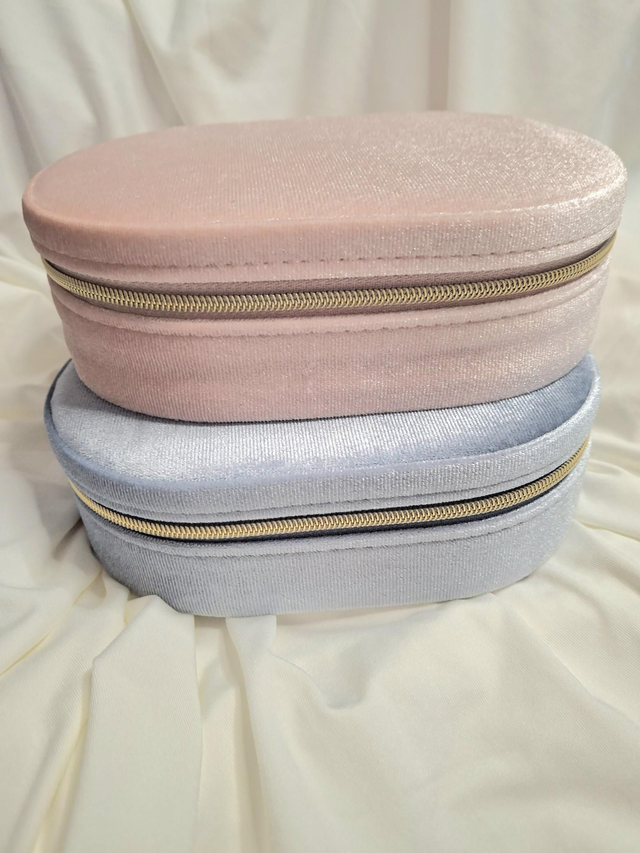 Large luxury oval velvet travel jewellery box