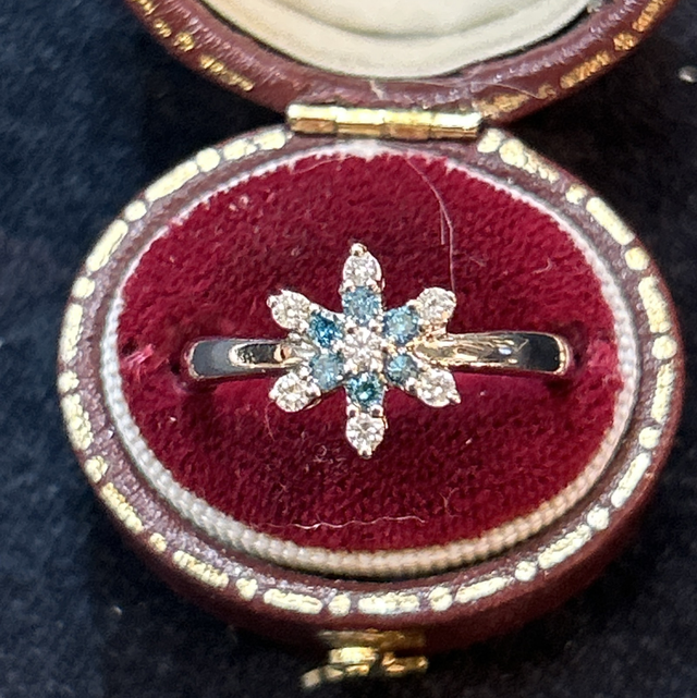 9ct white gold blue and white diamond snowflake ring