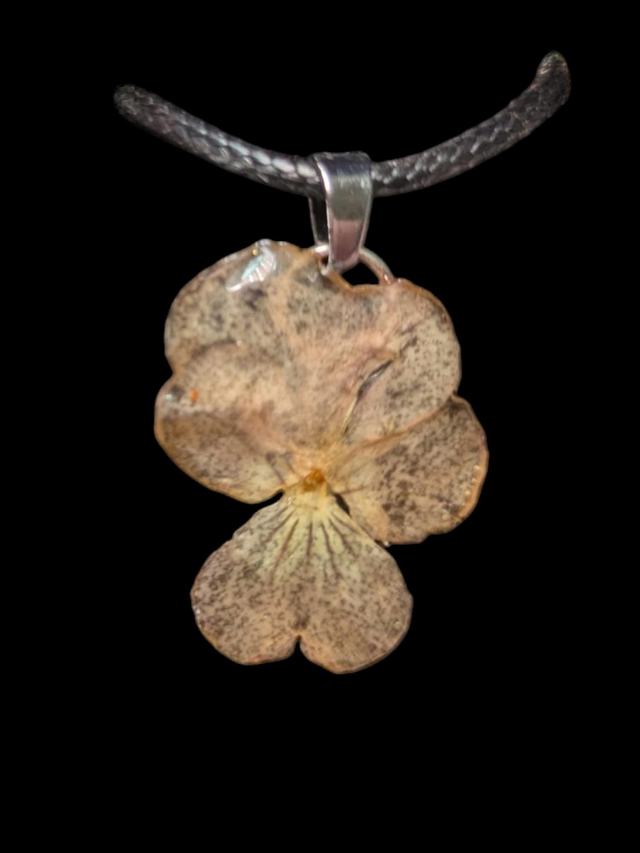 Pendentif pensée 
