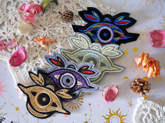 Oeil Volant (Écusson à thermocoller ou à coudre)