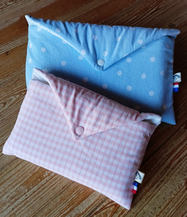 Pochette à livres de poche vichy rose