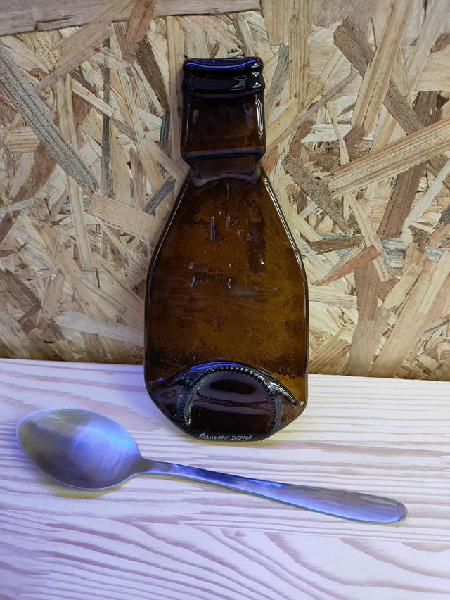 FLAUB_WEB004 Petite bouteille fondue coudée marron