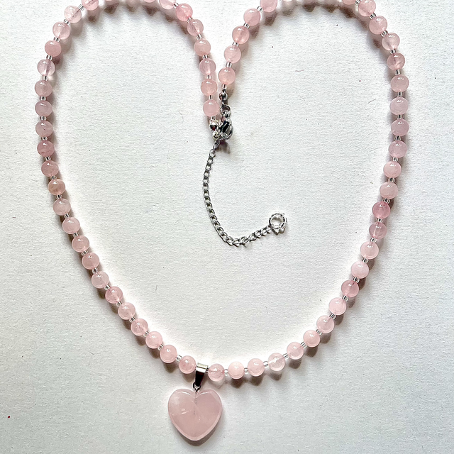 C32 - Collier perle quartz rose et pendentif cœur quartz