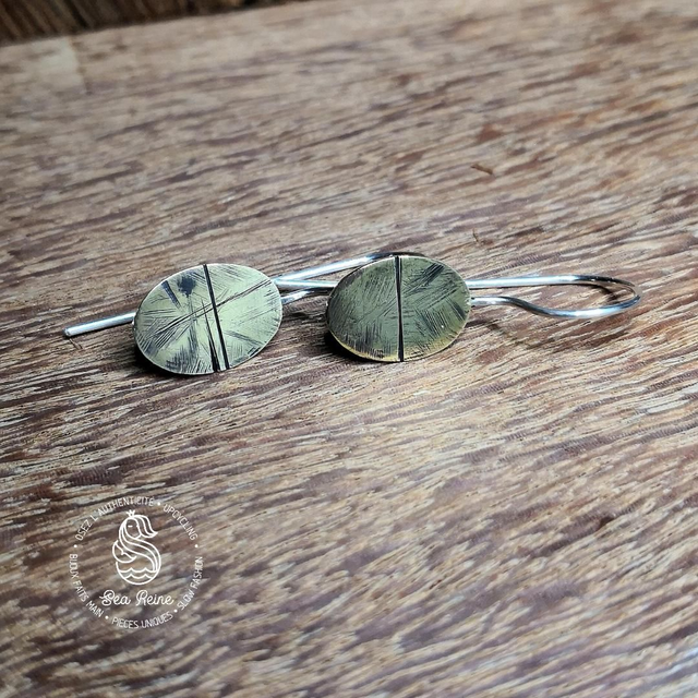 Boucles d&#039;oreilles cymbales texturées