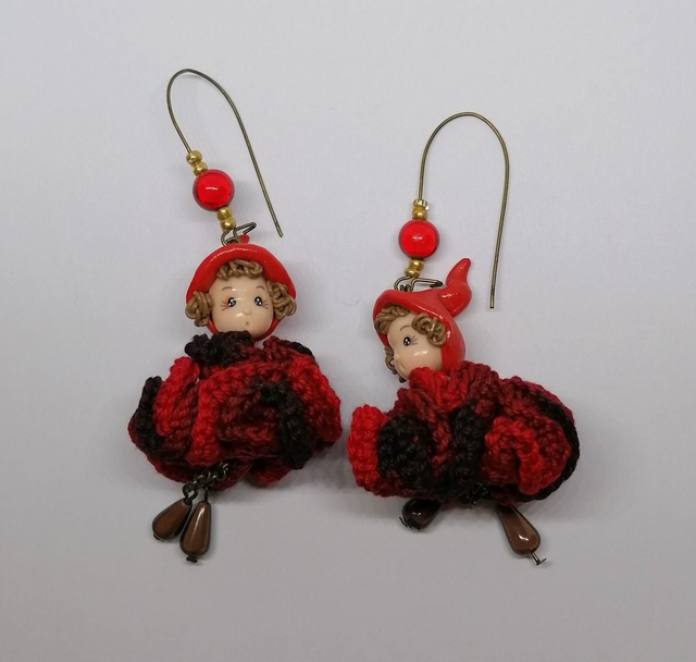 BOUCLES D’OREILLES