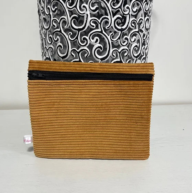 Pochette Raymonde 