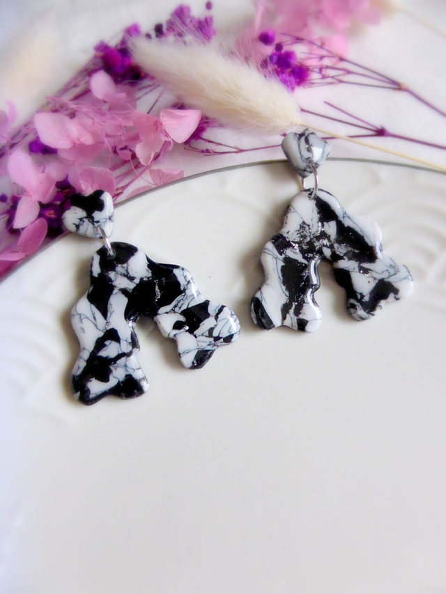 Boucles d'oreilles V - Entre noir et blanc