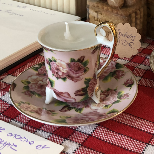Tasse ancienne &amp; sa bougie 