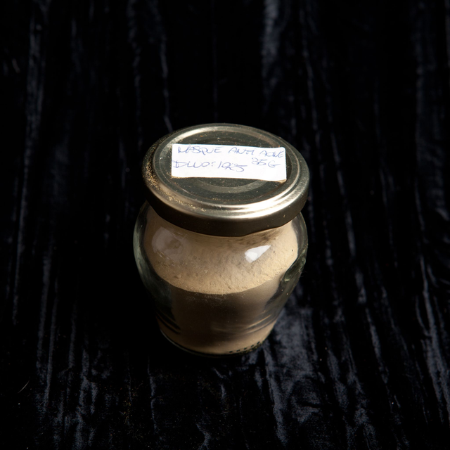 Pot verre masque visage anti acné 35g