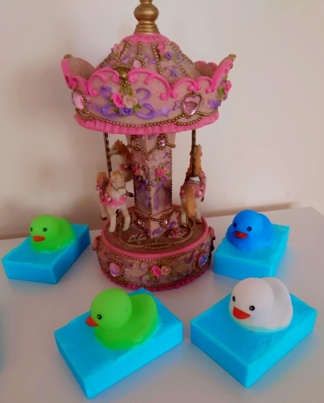 Duckie Soap Bars - Blue Raspberry Slushy 