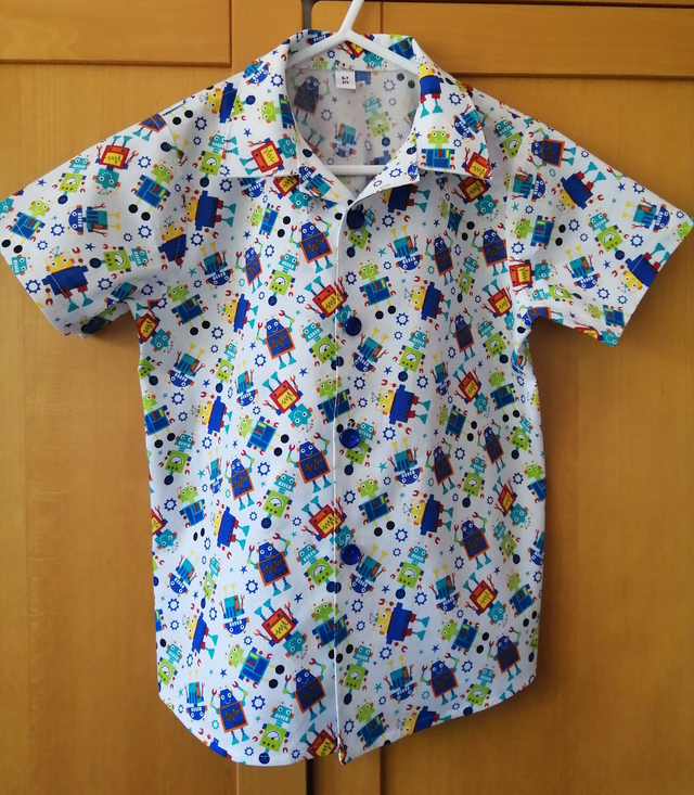 Shirt - 12 mth to 6 yrs.  Happy robots